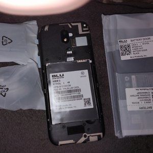 BLU VIEW 2 B131DL SMARTPHONE WITH UNLIMITED DATA PLAN INCLUDED UNDER HALF PRICE.